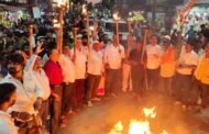 पहलगाम में आतंकियों द्वारा हिंदू समुदाय के लोगों की हत्या के विरोध में हजारीबाग में आक्रोश