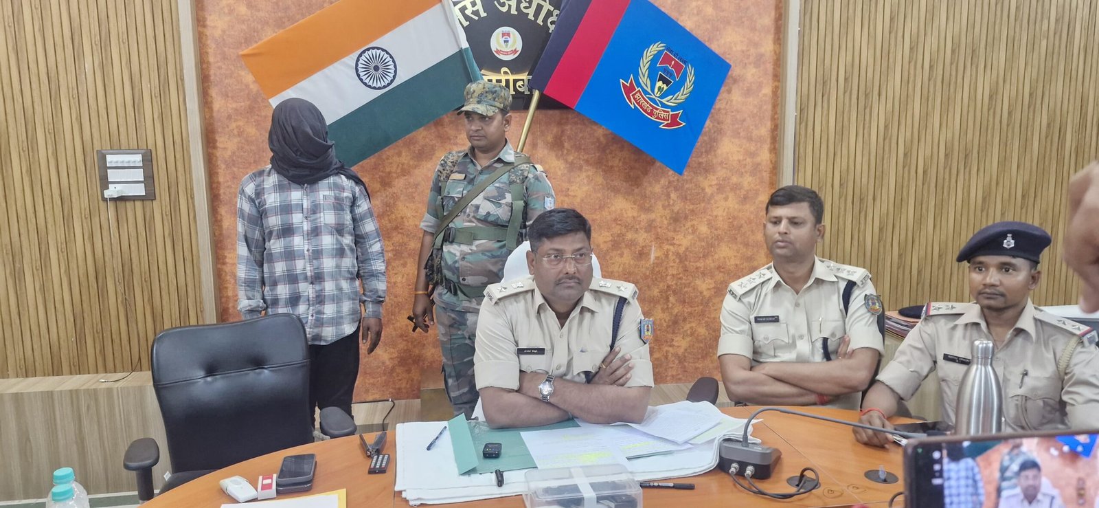 रंगदारी मांगने जा रहें अपराधी को पुलिस ने किया गिरफ्तार