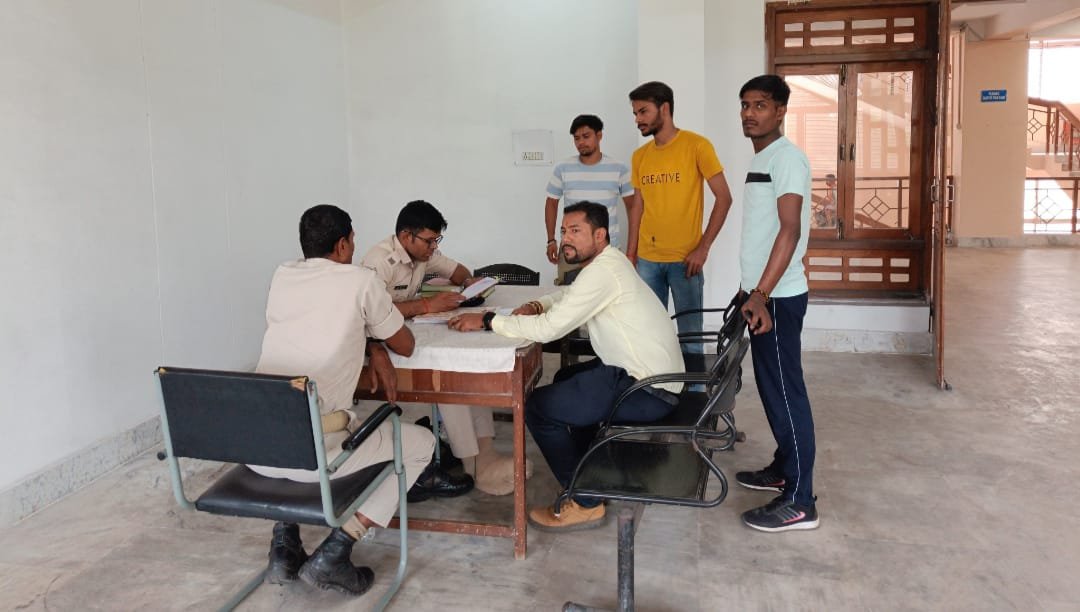 अखिल भारतीय विद्यार्थी परिषद रामगढ़ के द्वारा रामगढ़ पुलिस अधीक्षक को ज्ञापन सौंपा गया