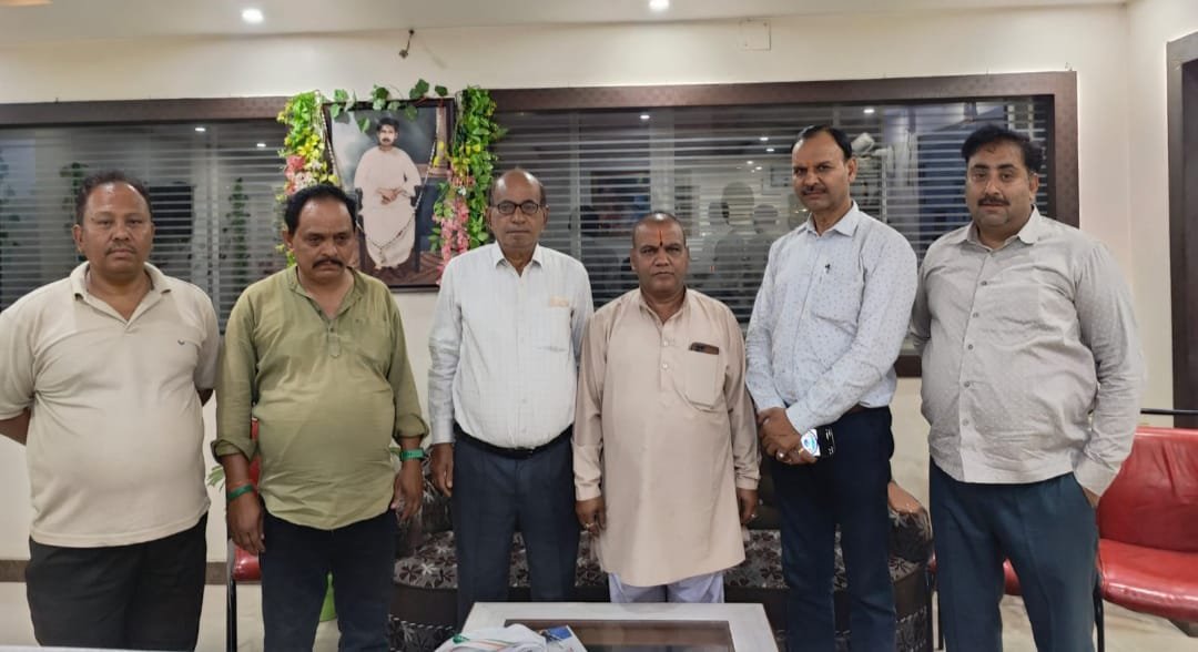 विश्व ब्राह्मण संघ एवं विप्र फाउंडेशन के संयुक्त तत्वावधान में मृतकों को श्रद्धांजलि दी