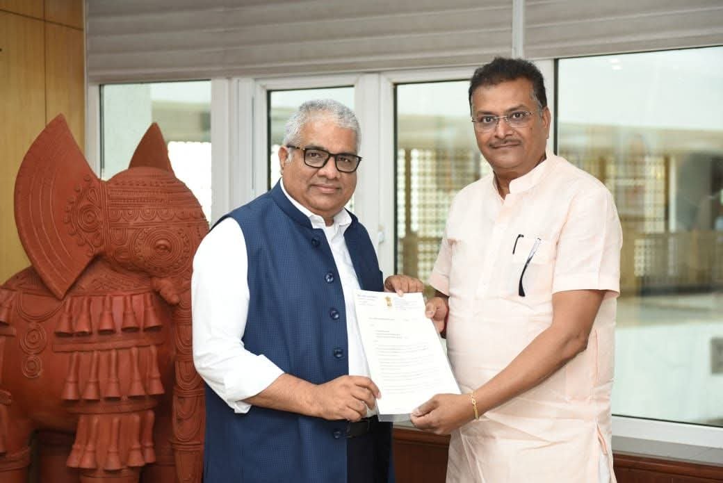 वन एवं पर्यावरण मंत्री भूपेंद्र यादव से मिलें सांसद मनीष जायसवाल