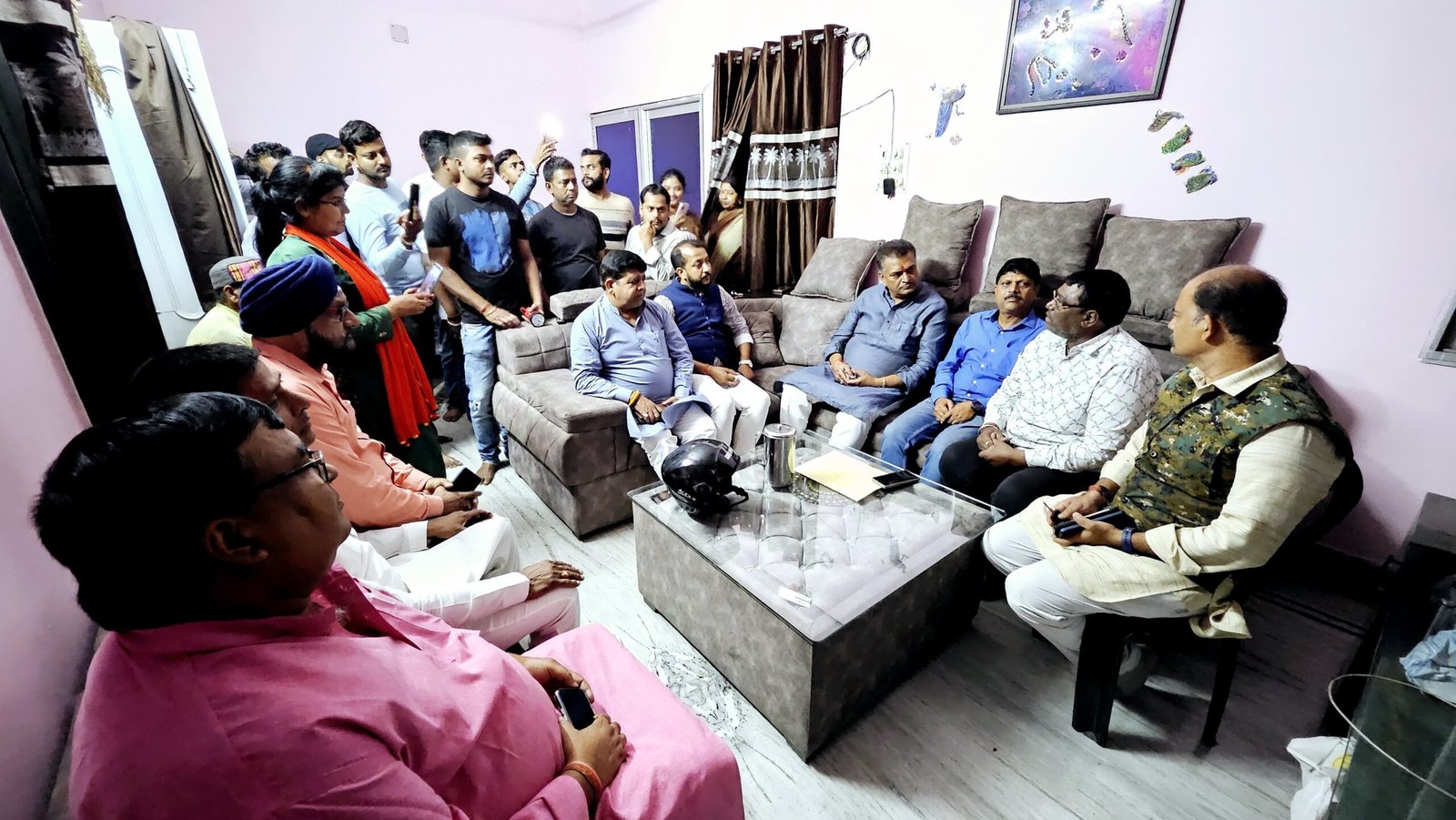 सांसद मनीष जायसवाल ने दुख की घड़ी में भाजपा कार्यकर्ताओं के परिजनों से की मुलाकात,जताई संवेदना