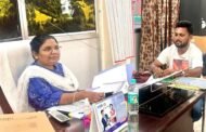 दुलमी प्रखंड बीस सूत्री अध्यक्ष ने समस्याओं को लेकर जिला समाज कल्याण पदाधिकारी से की मुलाकात