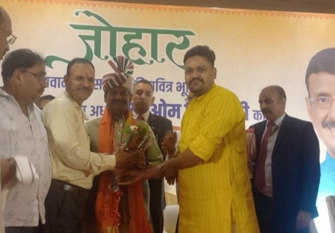विप्र फाउंडेशन ने ओम बिड़ला का रांची में स्वागत किया