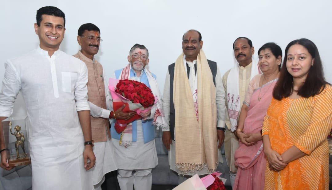 केंद्रीय रक्षा राज्य मंत्री के घर पहुंचे लोकसभा अध्यक्ष,राज्यपाल और पूर्व मुख्यमंत्री