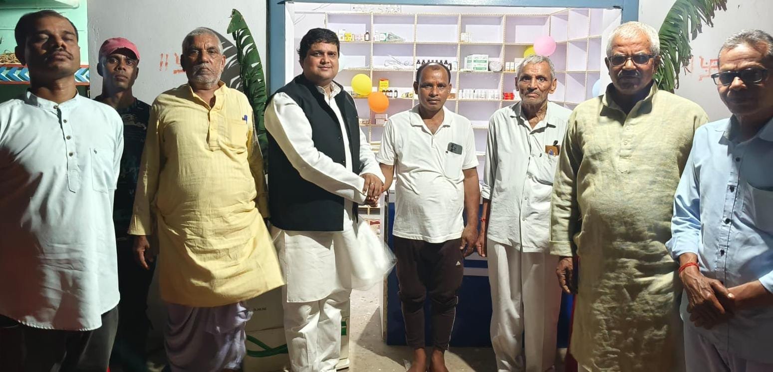 ग्राम जोड़ में दवा दुकान खुलना ग्रामीणों के लिए सौगात:रुचिर तिवारी