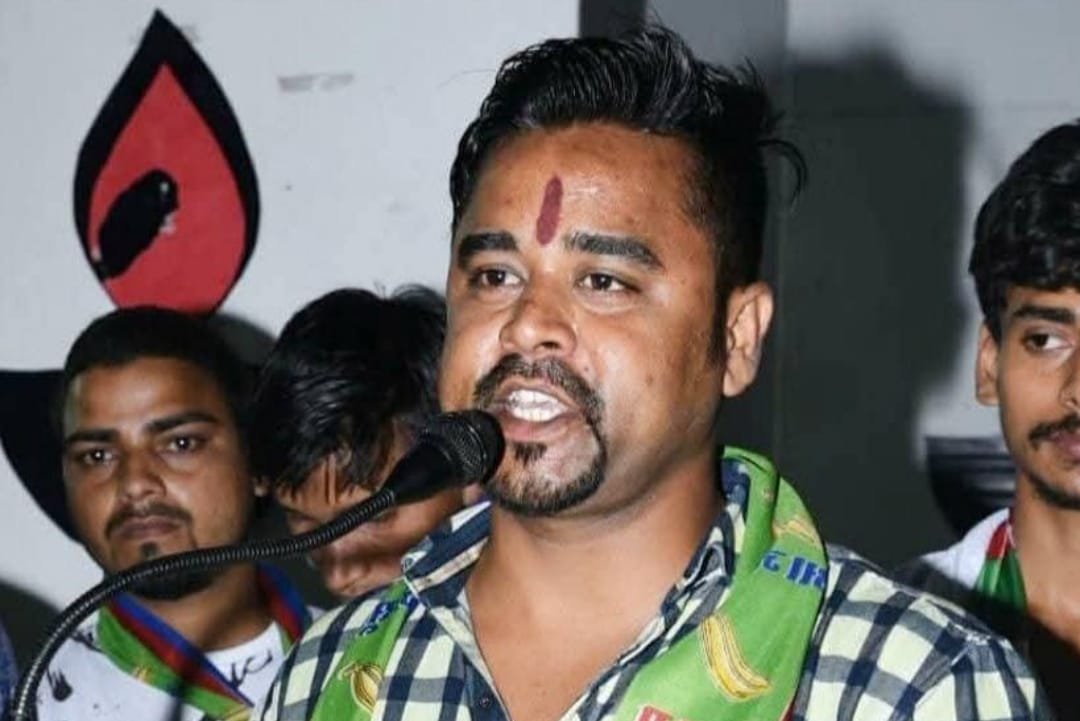 आजसू के युवा नेता सुबीन तिवारी ने पार्टी से दिया इस्तीफा