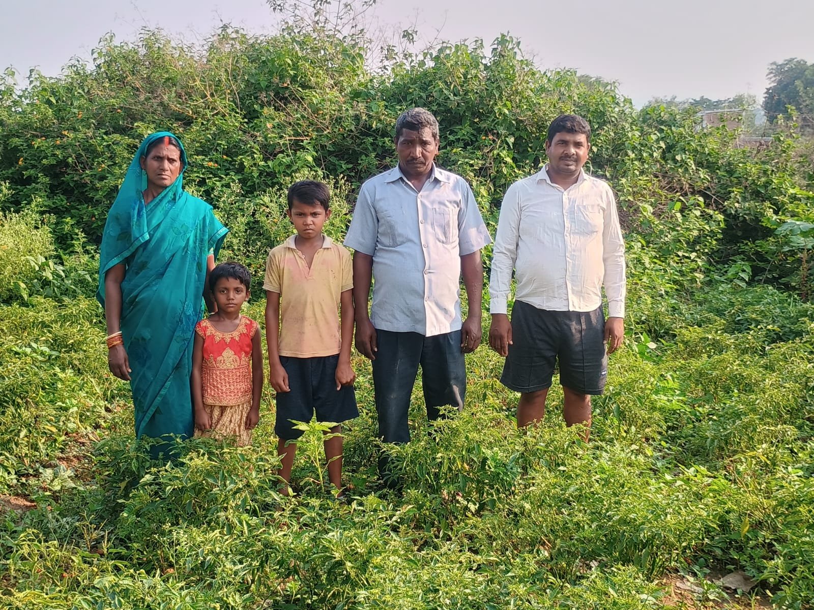 गोला में बेमौसम बारिश ने किसानों पर बरपाया कहर,फसलों को पहुंचा भारी नुक्सान