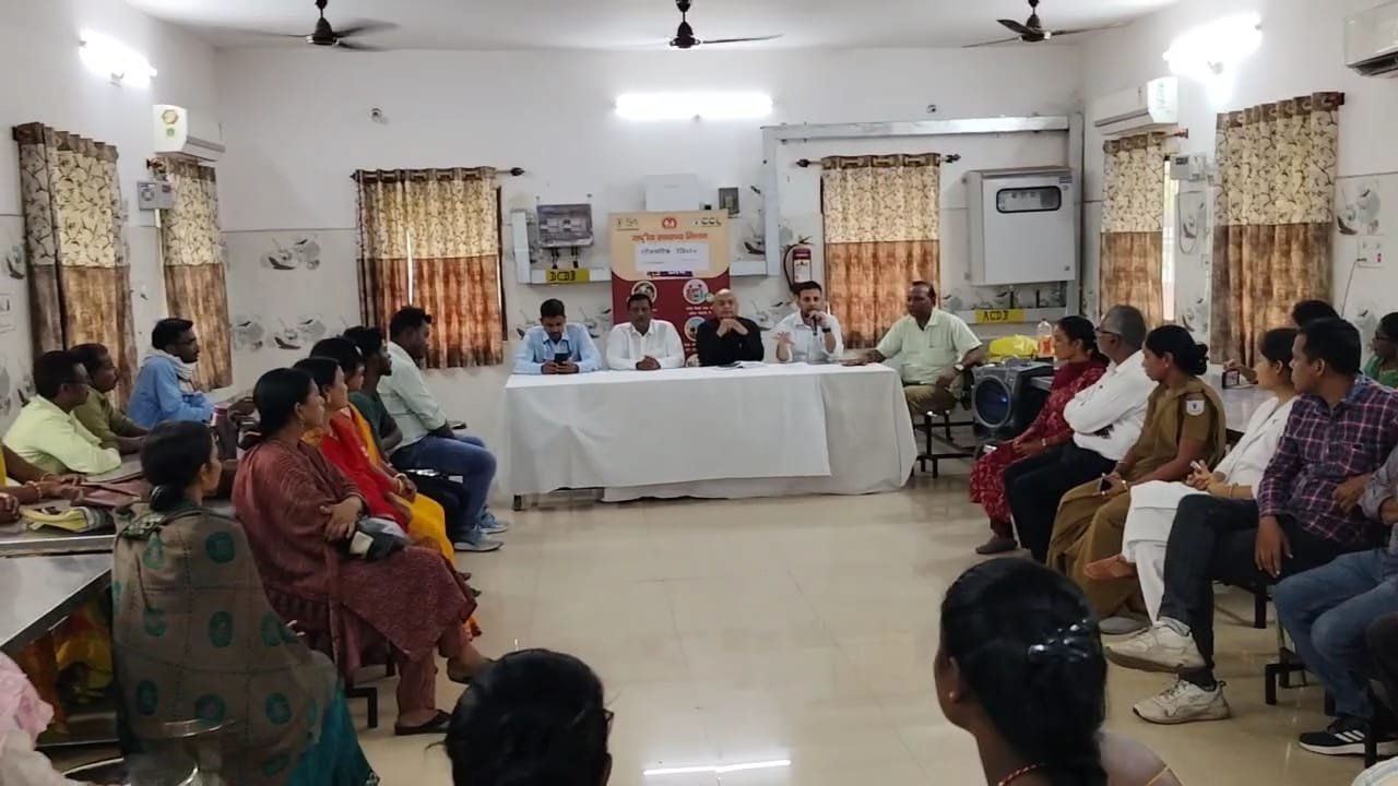 भुरकुंडा सीसीएल अस्पताल में एंटीबायोटिक के प्रति जागरूकता अभियान चलाया
