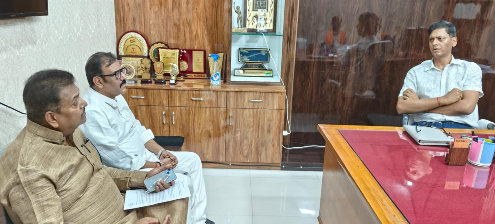 केरेडारी के पगार ओपी थाना प्रभारी पर यूपीएससी की तैयारी में जुटे छात्र पर झूठा केस दर्ज करके जेल भेजने का लगा आरोप