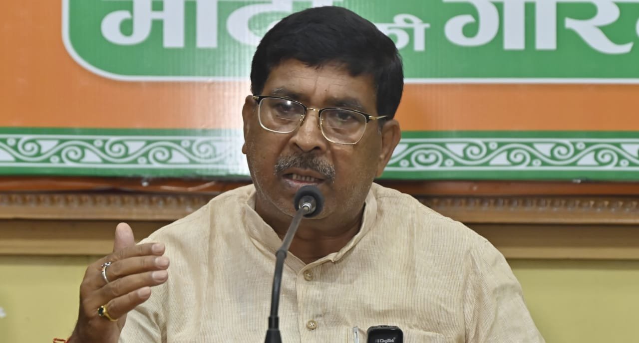 जिसके दिल में तिरंगा का सम्मान नहीं,वे तिरंगा यात्रा को नौटंकी बोलते हैं:आदित्य साहू