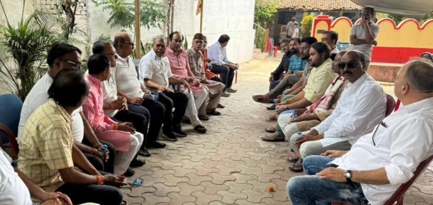 घनश्याम गोप जी के निधन से समाज ने एक प्रखर समाजसेवी खो दिया है : केशव महतो कमलेश