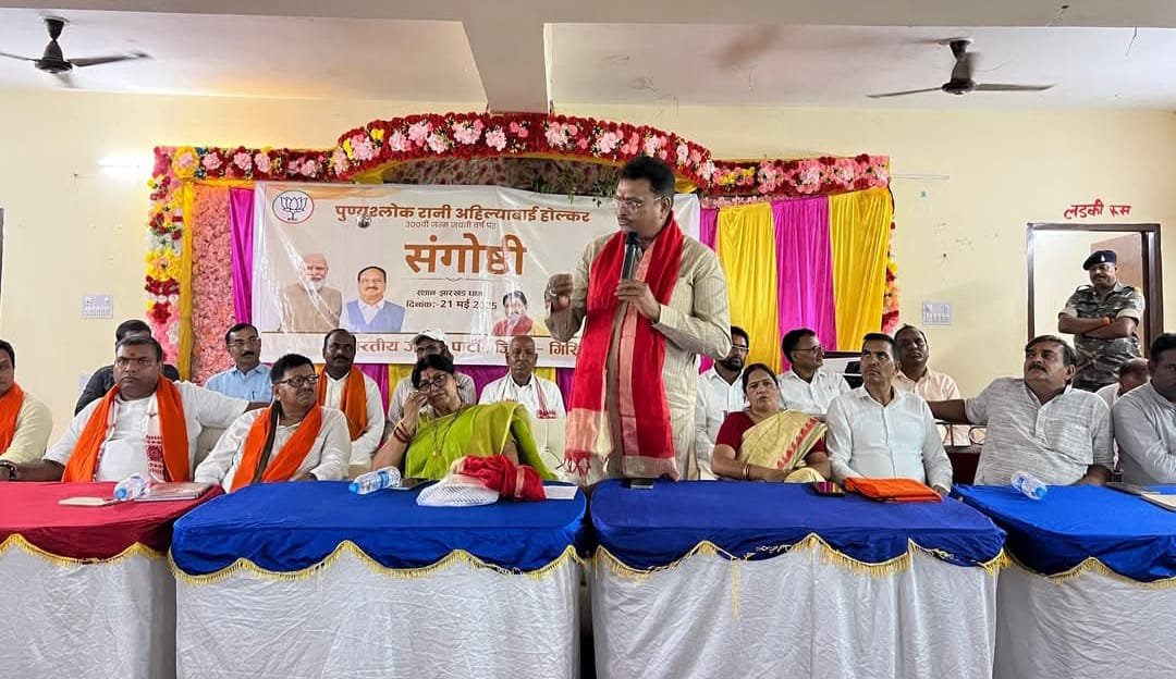 दिल्ली से देवघर होते हुए गिरिडीह पहुंचे हजारीबाग सांसद मनीष जायसवाल