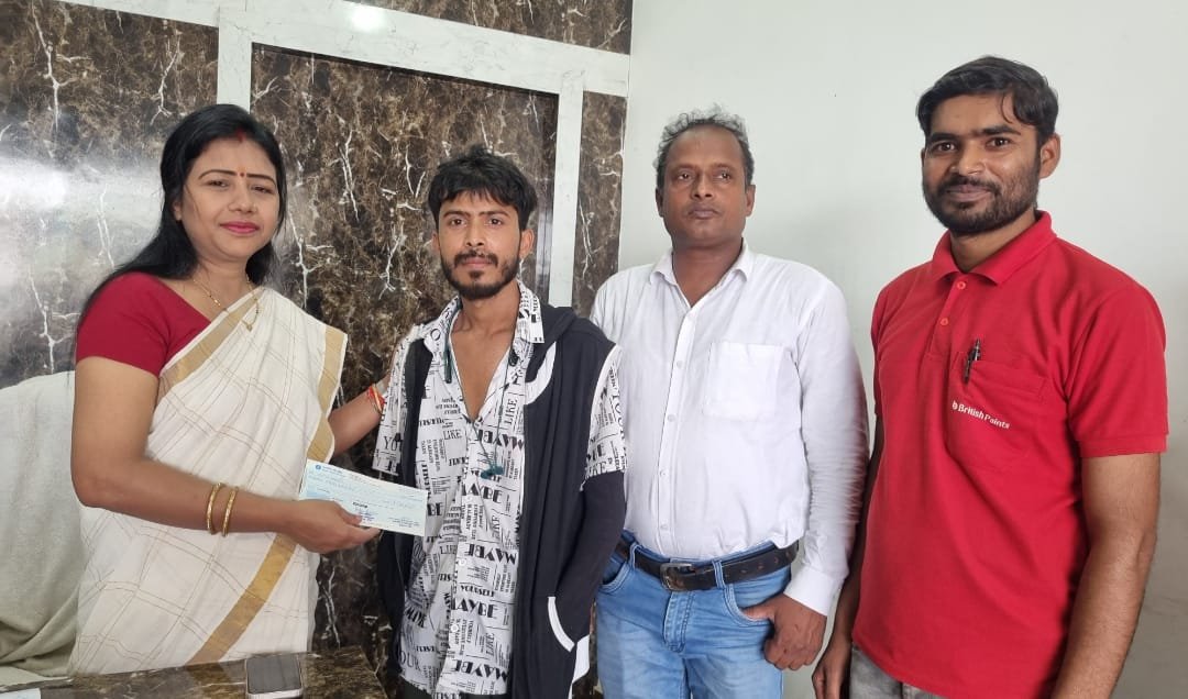 जनता की सेवा में समर्पित विधायक ममता देवी द्वारा जरूरतमंदों को मिली आर्थिक सहायता