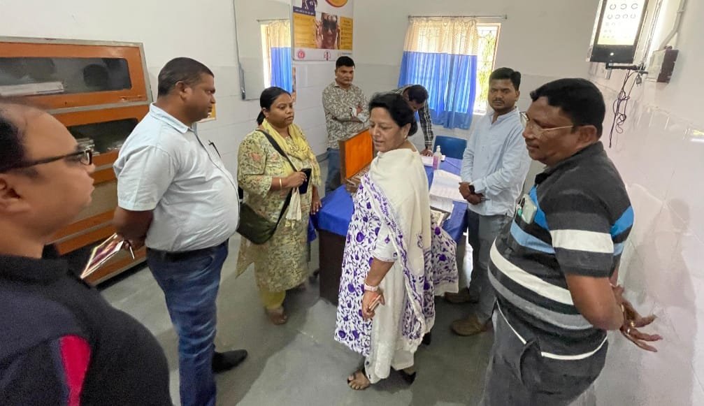 सिविल सर्जन की अध्यक्षता में सामुदायिक स्वास्थ्य केंद्र मांडू का किया गया निरीक्षण