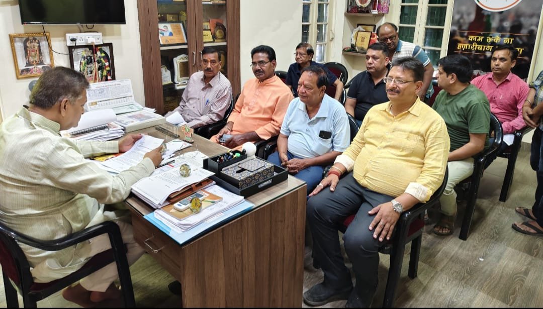 व्यावसायिक संघ ने सांसद मनीष जायसवाल से की मुलाकात