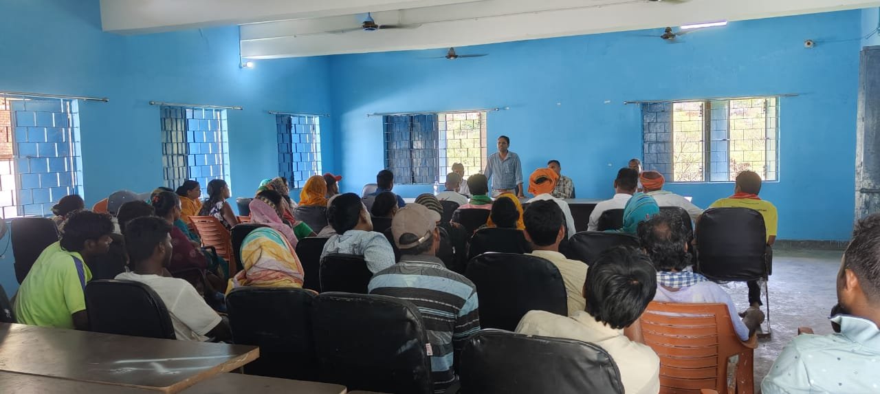 पतरातु अबुआ आवास, पीएम आवास जल्द निर्माण के लिए लाभुकों को किया गया प्रेरित