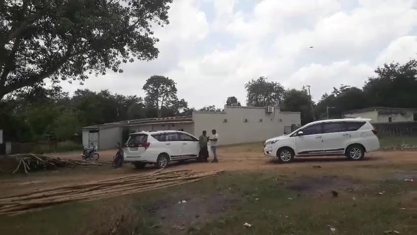गिद्दी ए कोलियरी के परियोजना कार्यालय और लोकल सेल में सीबीआई की रेड