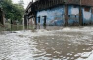 भुरकुंडा क्षेत्र में लगातार बारिश ने मचाया तबाही जनजीवन अस्त-व्यस्त