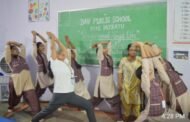 डीएवी पब्लिक स्कूल पतरातू में योग पर चित्रकला,योग मुद्रा,प्रदर्शन प्रतियोगिता का आयोजन सम्पन्न