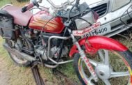 पलामू में हाइवा ने बाइक को मारी टक्कर,दो युवकों की मौत,एक गंभीर रूप से घायल