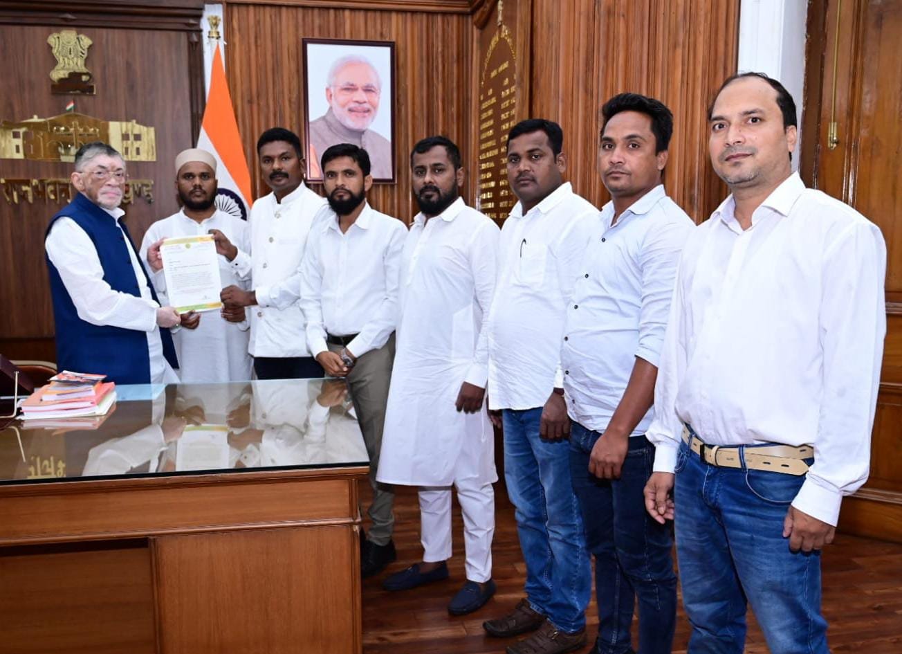 मॉबलिंचिंग की घटनाओं पर सख्त कानून हेतु जेएलकेएम का प्रतिनिधि मंडल राज्यपाल से मुलाकात किया