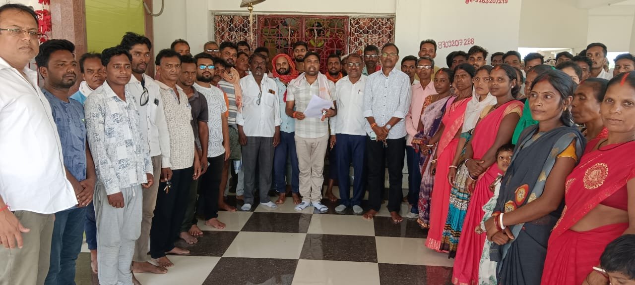 पीटीपीएस में विस्थापित प्रभावित संघर्ष मोर्चा की हुई बैठक