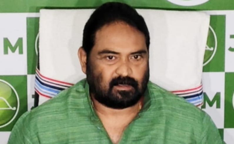 बाबूलाल के पास कोई ठोस सबूत है तो कानून की मदद लें, बेचारा न बनें : विनोद कुमार पांडेय