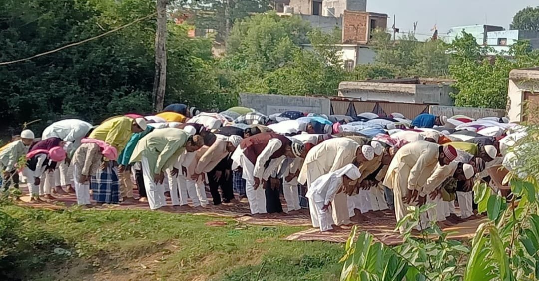 भुरकुंडा के मस्जिदों में अदा की गई ईद उल अजहा की नमाज