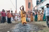 दहकते अंगारों पर चलकर दिया शिव भक्ति का परिचय