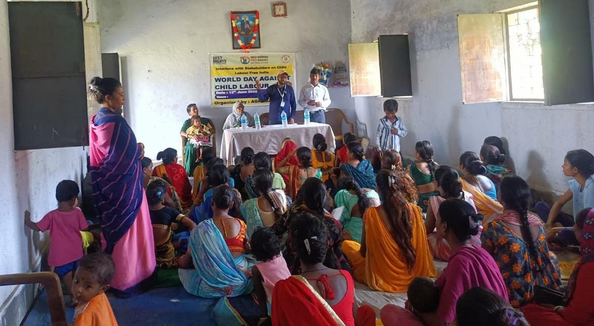 चिकोर में बाल मुक्त अभियान चलाया