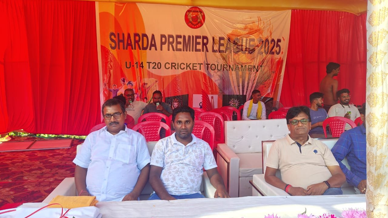 शारदा प्रीमियर लीग के दूसरे दिन खिलाड़ियों ने किया बेहतरीन प्रदर्शन