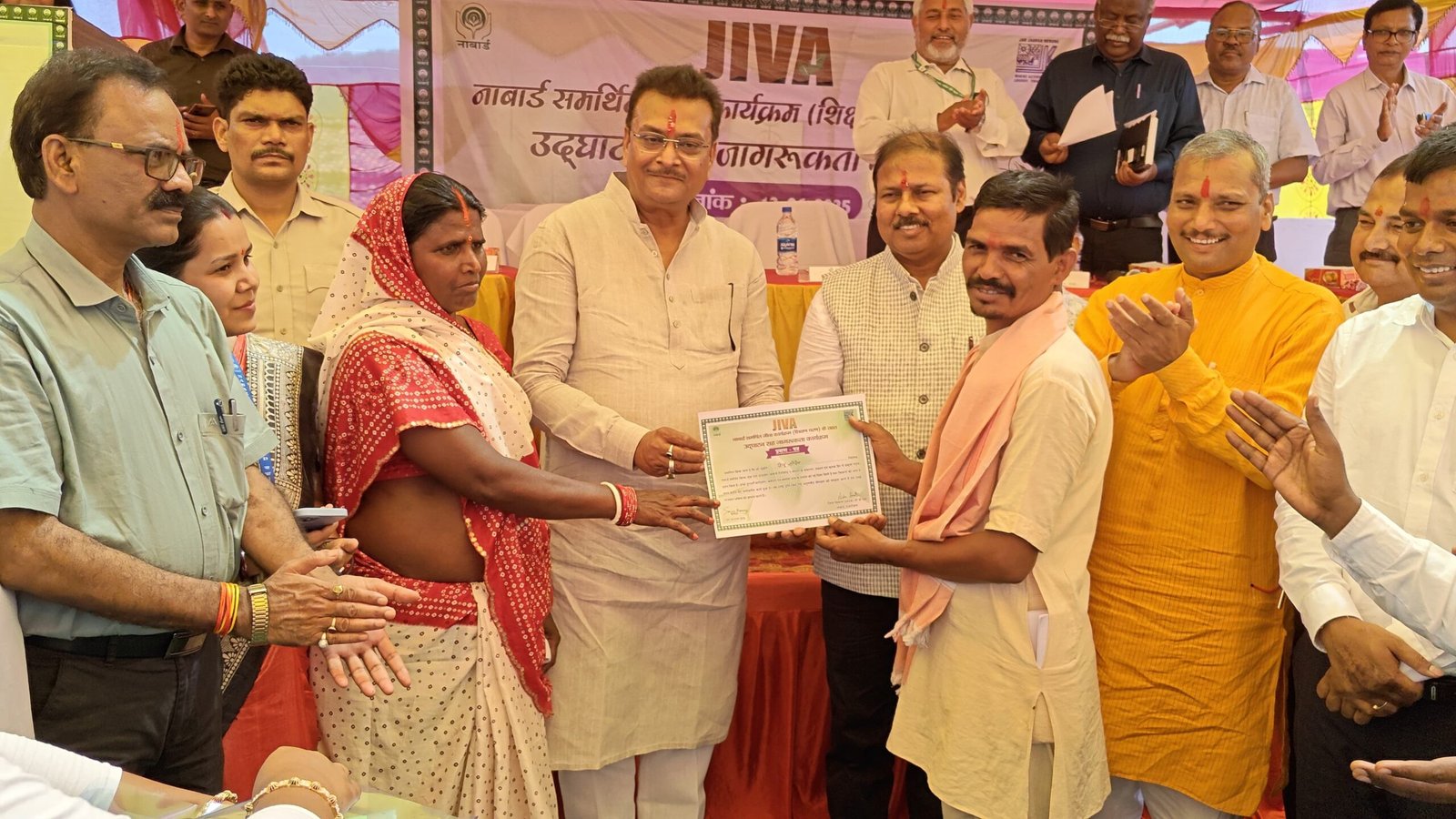 सांसद मनीष जायसवाल ने विष्णुगढ़, टाटीझरिया और दारू का किया तूफानी दौरा, कई कार्यक्रमों में हुए शामिल