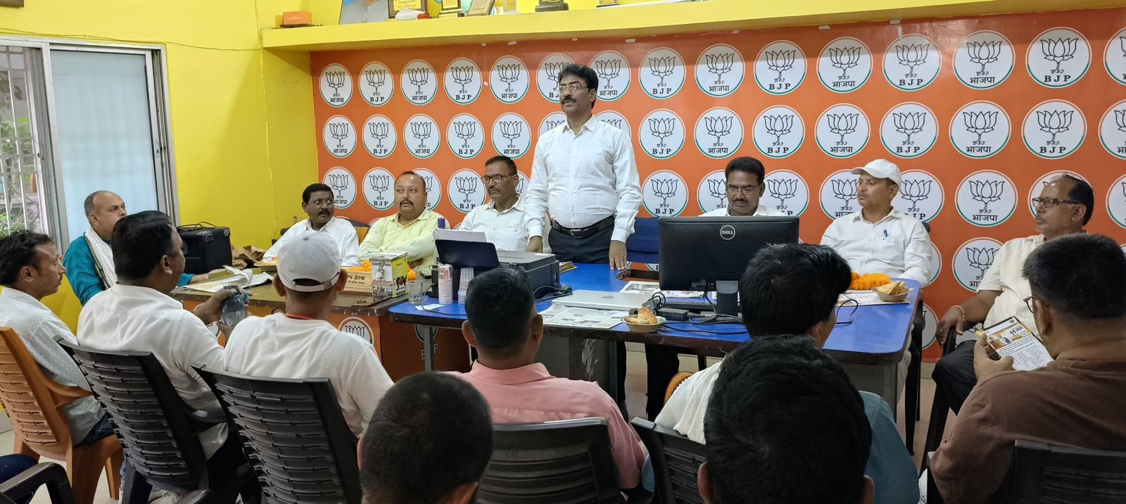 हजारीबाग सदर पश्चिम मंडल में संकल्प सभा संपन्न