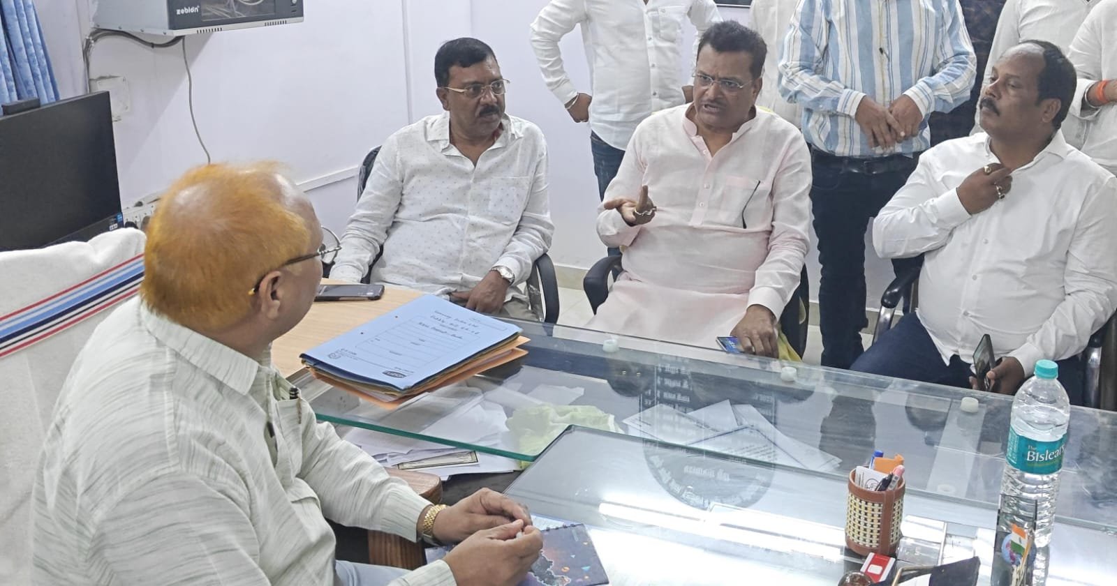 बिजली की आंख-मिचौली से हजारीबाग लोकसभा क्षेत्र की जनता कर रही है त्राहिमाम