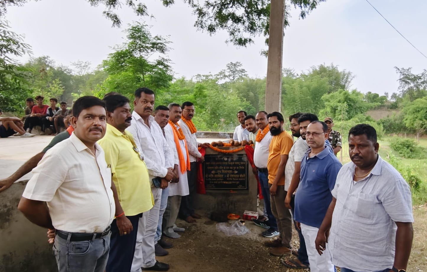 विधायक ने किया पुल का शिलान्यास
