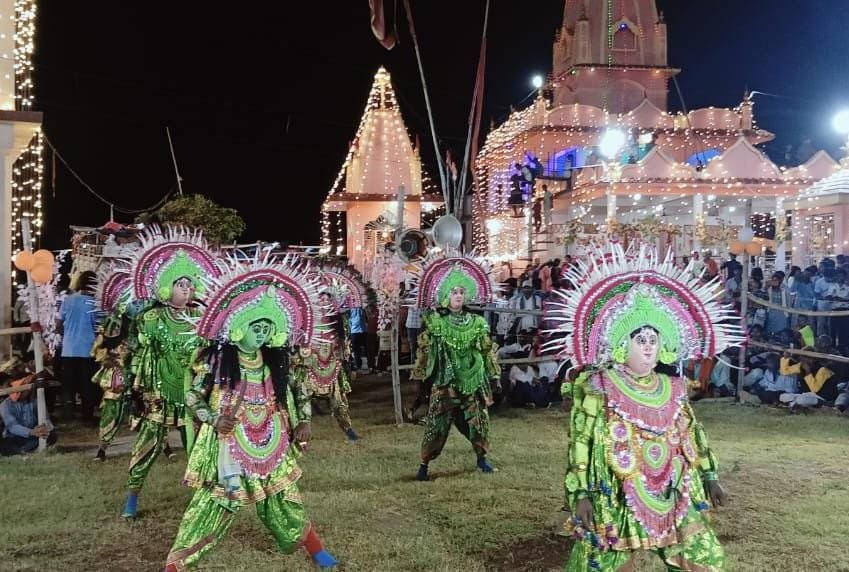 पतरातू में धूमधाम से मनाया गया मंडा पूजा