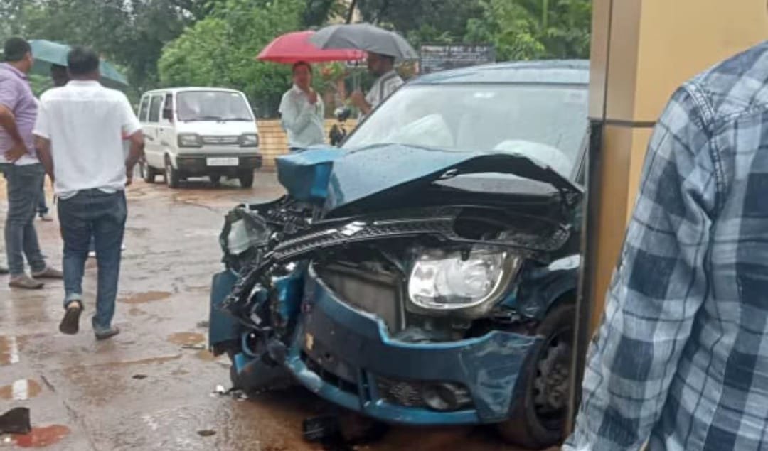 शहर के नई सराय में डॉक्टर के कार की चपेट में आने से एक व्यक्ति की मौत