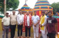 राष्ट्रीय जनता दल के राष्ट्रीय महासचिव व अन्य ने मां छिनमस्तिका मंदिर में की पूजा अर्चना