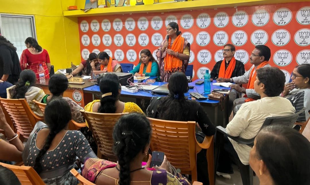 तत्कालीन प्रधानमंत्री इंदिरा गांधी अपनी निजी स्वार्थ के लिए लोकतंत्र की गला घोटकर आपातकाल लागू की थी:आरती सिंह