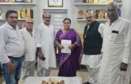 धार्मिक न्यास बोर्ड के अध्यक्ष,ग्रामीण विकास मंत्री दिपीका पाण्डेय से मिले