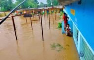 भारी बारिश के कारण स्कूल और हॉस्टल में घुसा बारिश का पानी