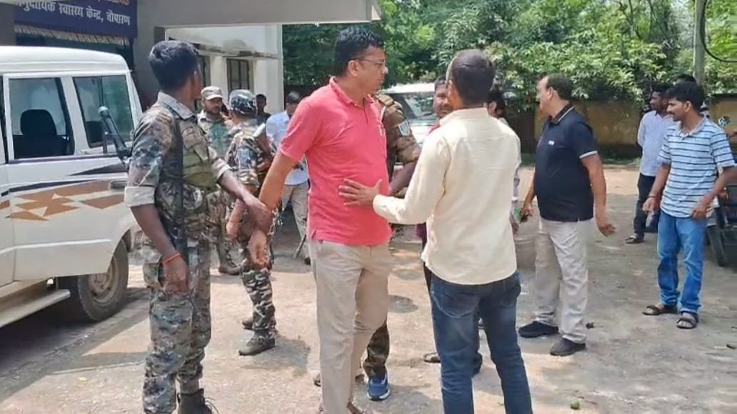 एसीबी ने डॉक्टर को घूस लेते रंगे हाथ गिरफ्तार किया