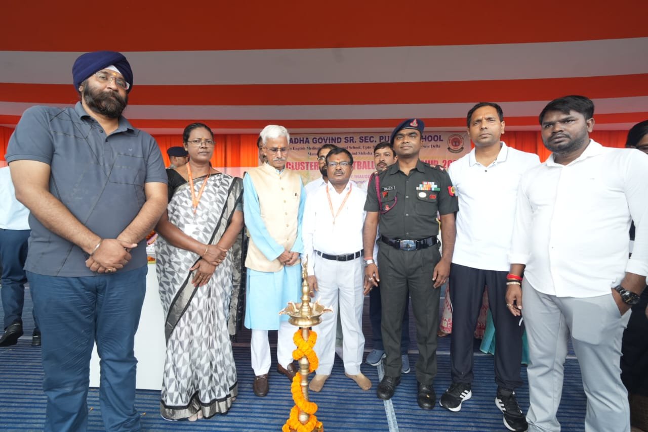 आरजीपीएस द्वारा आयोजित सीबीएसई क्लस्टर- lll फुटबाल टूर्नामेंट 2025 का भव्य उद्घाटन हुआ