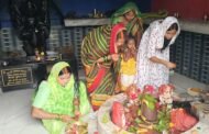 सावन के पहले सोमवारी को शिवालयों में शिव भक्तों ने किया जलाभिषेक