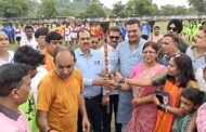 सांसद खेल महोत्सव-2025 के तहत डाडी प्रखंड के गिद्दी ए मैदान में शुरू हुआ नमो फुटबॉल टूर्नामेंट