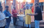पुराना हनुमान मंदिर में लगा खीर का भोग