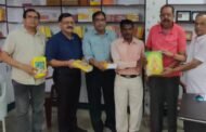 शांतिधारा फाउंडेशन ने आवासीय विकलांग विद्यालय को पुस्तक प्रदान किया
