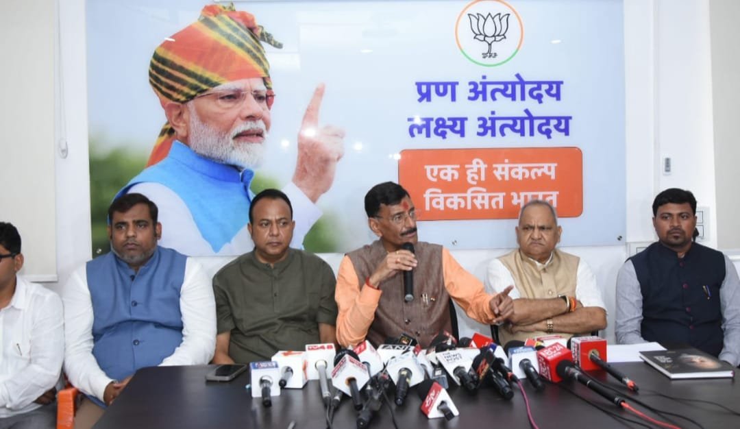 558 करोड़ की सौगात पीएम मोदी ने दी,इसे स्वच्छ और सुंदर रखना नागरिकों की जिम्मेदारी: संजय सेठ