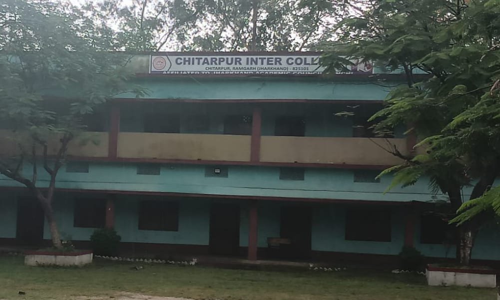 चितरपुर इंटर कॉलेज मे साइंस के छात्रों ने बाजी मारी